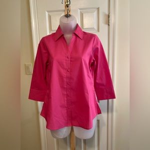 NWOT Foxcroft - Woman’s fuchia color v-neck button down shirt w/slits si…